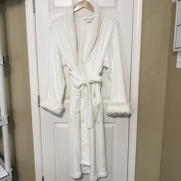 Pottery Barn Womens Size Large Soft Plush Robe Belted Long Sleeve White Cozy - Picture 1 of 13